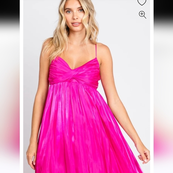 STORIA Fuchsia Sleeveless Front Twist Satin Maxi Dress. Size Medium - Picture 4 of 15